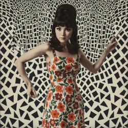 呪われたゴーゴー喫茶