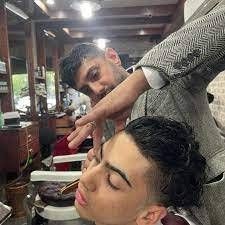 [ASMR] getting a haircut but your barber fucked up
