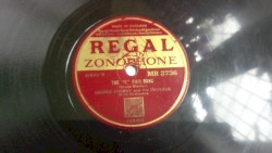 The "V" Sign Song / The Old Cane Bottom Chair