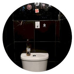 La catapulte est dans le garage