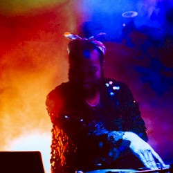 Full Spectrum Deluxe