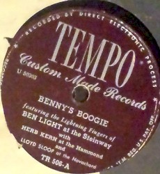 Benny's Boogie / Whispering