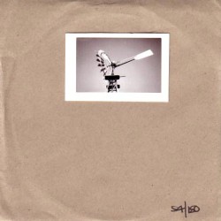 Red-Emitting Light Organ