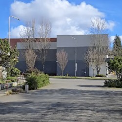 Outside Hellbent Brewing Company (Cellphone Recording)