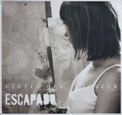 Hinter den Spiegeln
