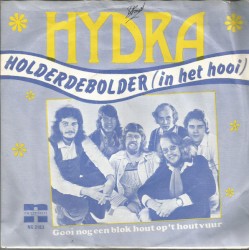 Holderdebolder (in het hooi) / Gooi nog een blok hout op ’t houtvuur