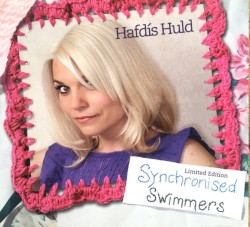 Synchronised Swimmers