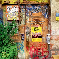 Life – Live at Røverstaden