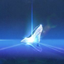 ダンシング・ヒーロー (Eat You Up)