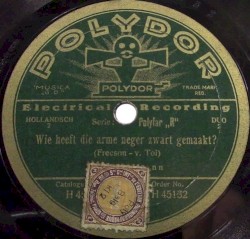 Wie heeft die arme neger zwart gemaakt ?