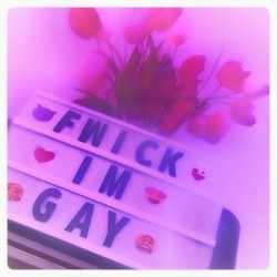 Kiss Your Friends (Single)