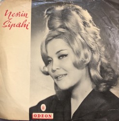 Fakir Bir Şairim / İzmirlim