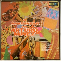 A danzonear con Arturo Núñez