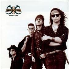 Senderos de traición