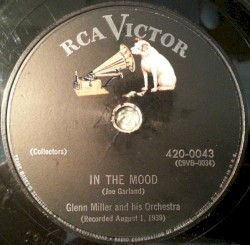 In the Mood / A String of Pearls