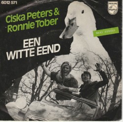 Een witte eend / Mamma weet wat goed is, mamma weet wat slecht is