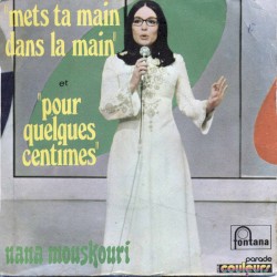 Mets ta main dans la main