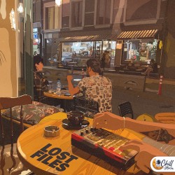 An afternoon in Paris