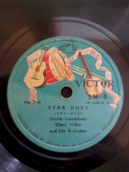 Star Dust / Moonlight Serenade