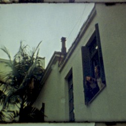 enero (versión acústica)