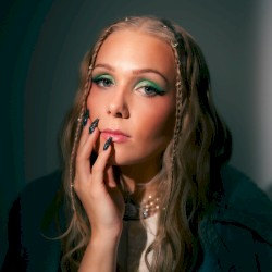 VIIVI (Vain elämää kausi 16)