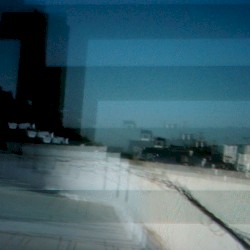 Kuroigogatuni (黒い五月に)