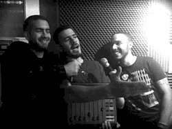 Δε προσκυνάμε