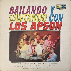 Bailando y cantando con Los Apson