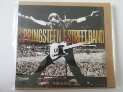 2014‐02‐07: Perth Arena, Perth, Australia