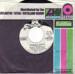 Hergest Ridge (F.M. Version) / Hergest Ridge (A.M. Version)