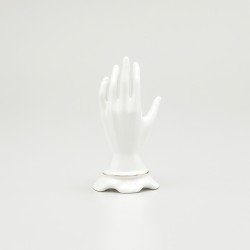 Fill My Body With Flowers and Rice