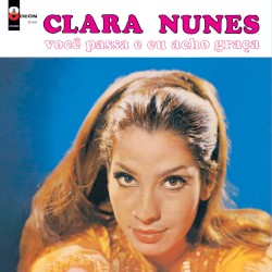 Você passa e eu acho graça