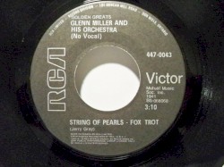 In the Mood / A String of Pearls