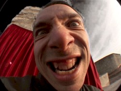 Каучуковый пацан / rubber boi
