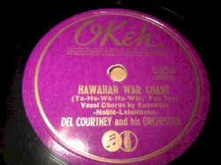 Hawaiian War Chant / The Singing Hills