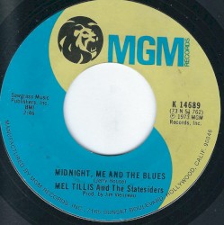 Midnight Me and the Blues / Modern Home Magazine